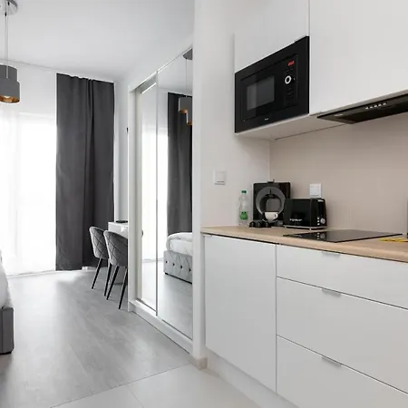 Wola Chic By Bookinghost Warsaw
