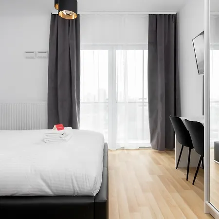 Wola Chic By Bookinghost Apartment *